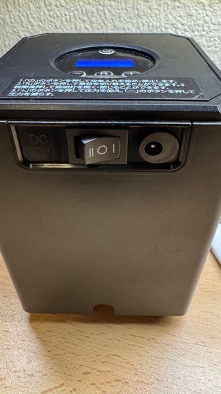 Hinchador neumáticos portátil a batería