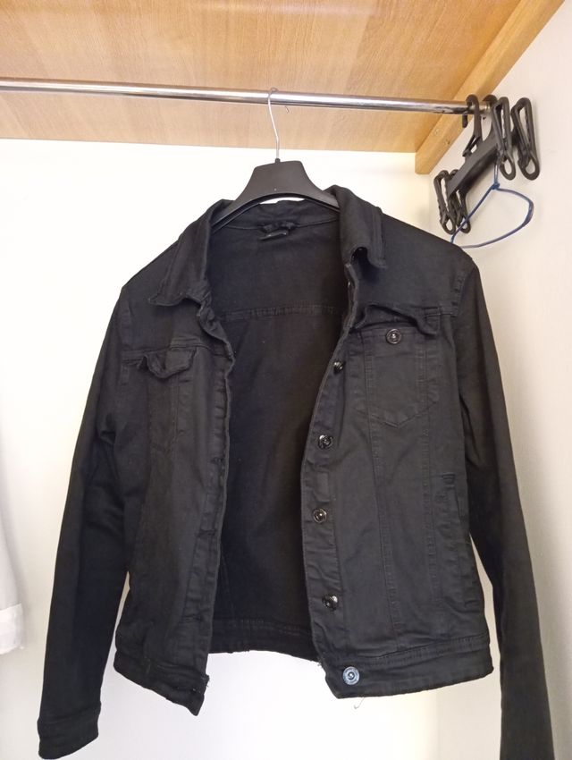 Chaqueta negra
