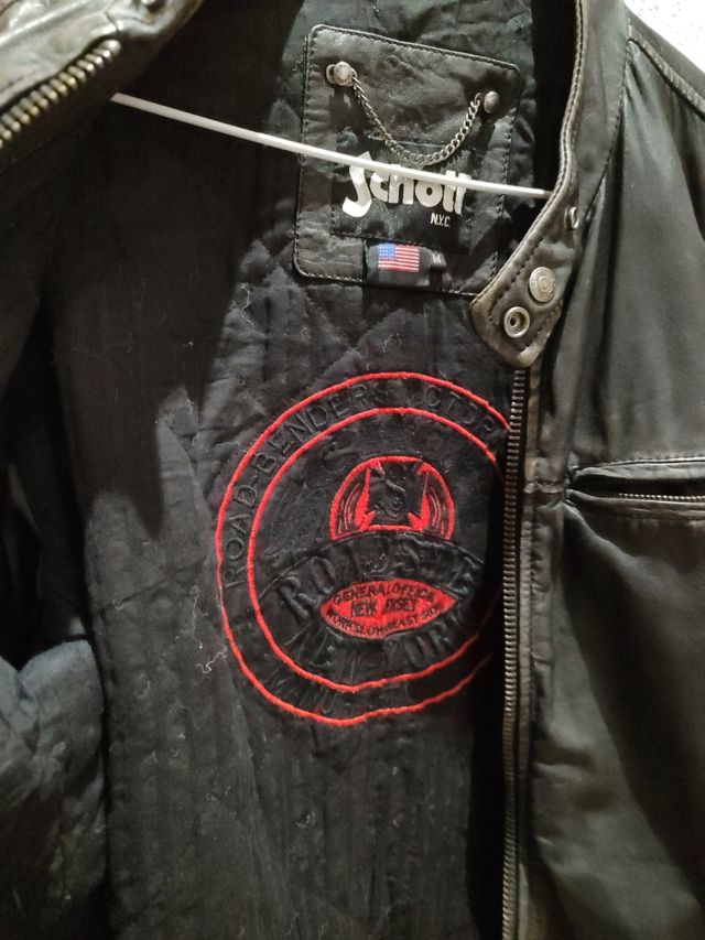 Cazadora piel Schott