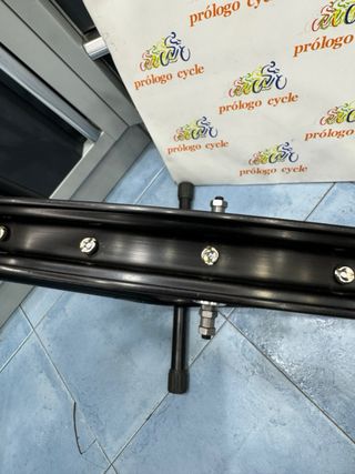 Rueda 24” trasera para piñon de rosca
