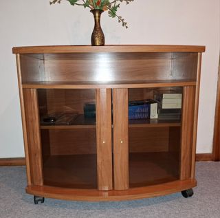 Mesa recibidor o televisión