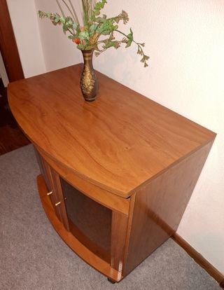 Mesa recibidor o televisión