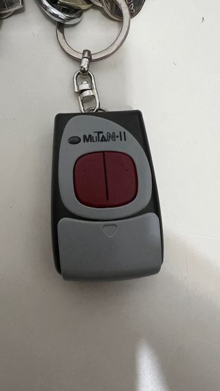 Mando para garaje La Loma 28