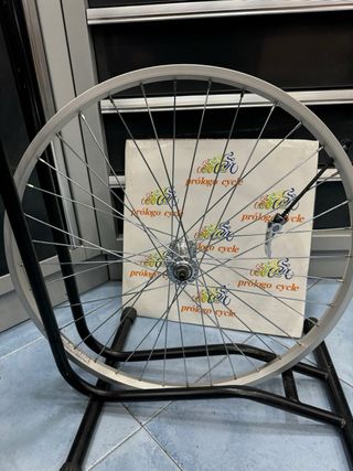 Rueda delantera 24” zapatas cierre rapido
