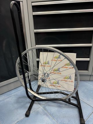 Rueda delantera 24” zapatas cierre rapido