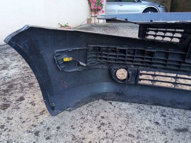 Parachoques Renault Megane Sedan 2