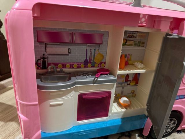Autocaravana de barbie