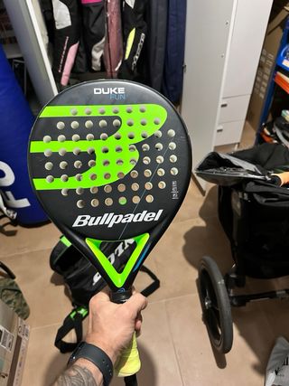 Pala de padel bullpadel duke fun