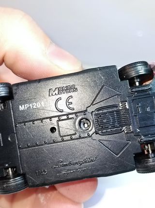 LAMBORGHINI SUPERLEFGERA 1/43 MONDO MOTORS