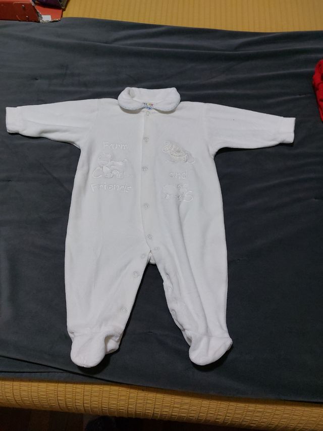 Ropita bebé  de 1 a 6 meses