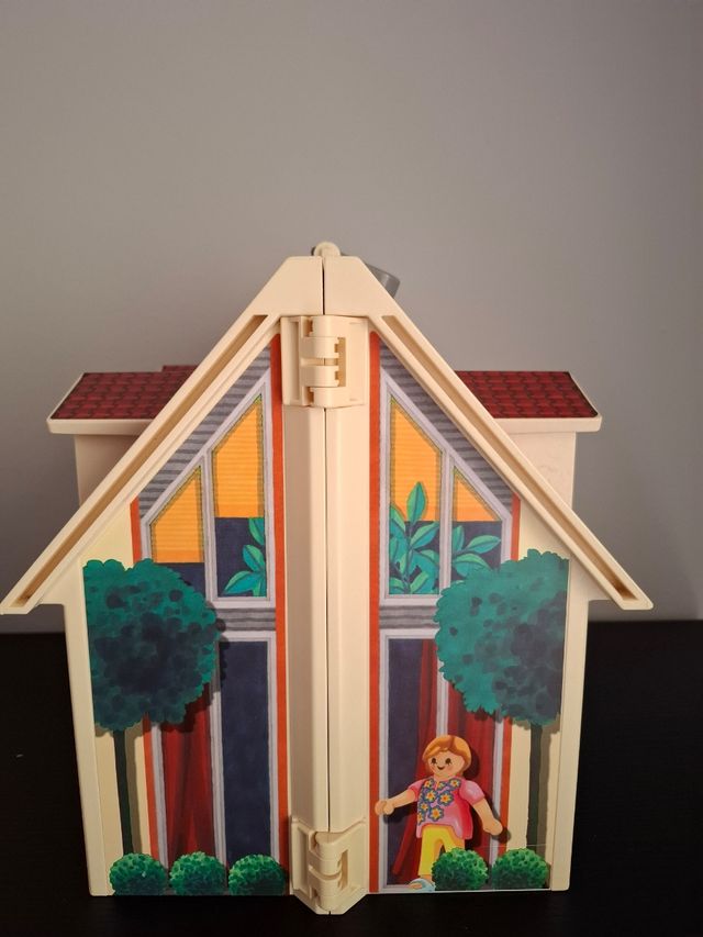 Casa maletin de playmobil