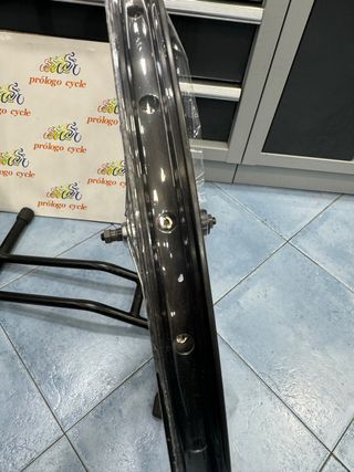 Rueda trasera 27’5 v-brake 8/11 v