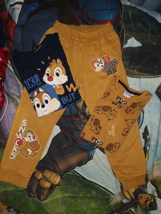 Pantalon y camisetas de  niño a conjunto