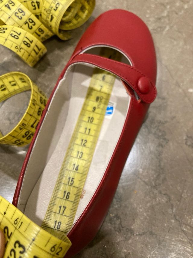 Zapatos merceditas niña. Talla 30