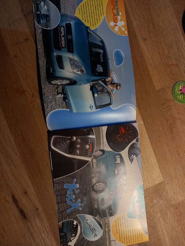 Panfleto Suzuki Splash