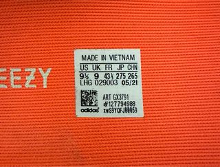 Yeezy boost 350 V2 eur 43 1/3 - us 9 1/2