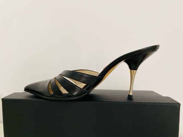 Zapato stiletto Pura López