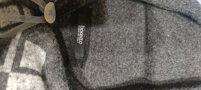 Poncho ideal para llevar con camiseta o sueter