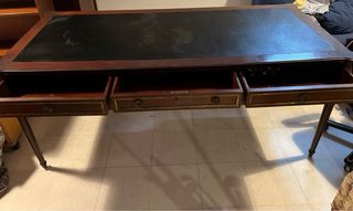 Mesa despacho madera clásica
