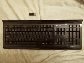 Teclado inalámbrico seminuevo