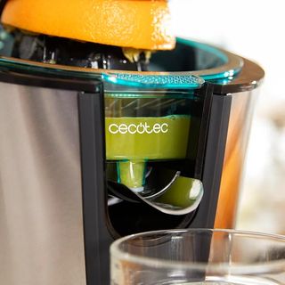 Exprimidor eléctrico