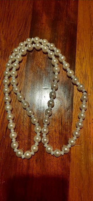 Collar de perlas siteticas