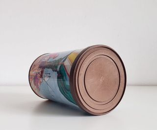 Caja de metal vintage