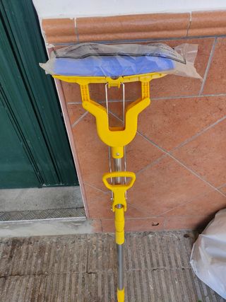 Mango telescópico para limpiar