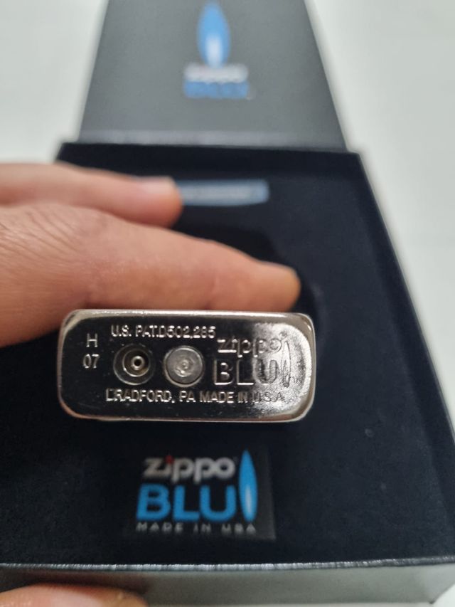 ZIPPO BLU DE GAS NUEVO