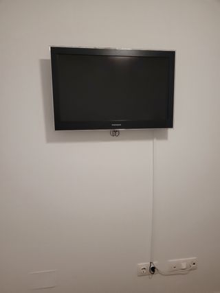 Tv THOMSON negra 32 pulgadas