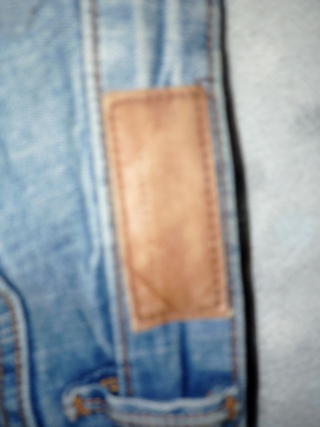 Vaquero rotos pull bear