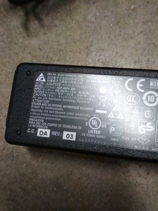 Acer fuente alimentación portátil