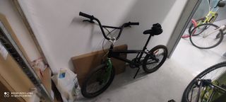 Bicicleta bmx shark