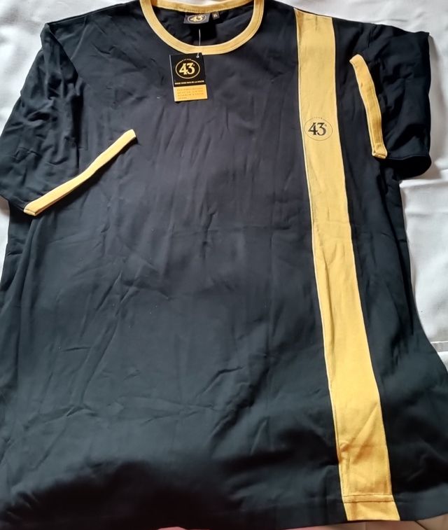 Camiseta  XL vintage licor 43