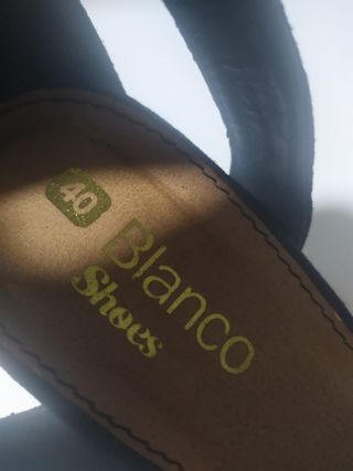 Zapatos de tacón marca blanco