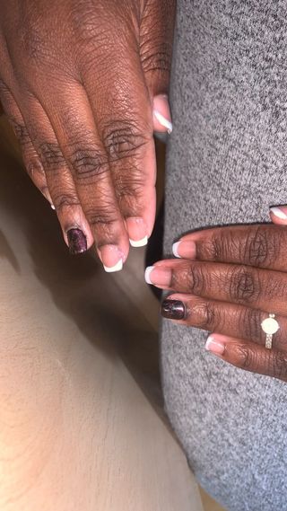 Manicurista y peluquera en mi dimicilio