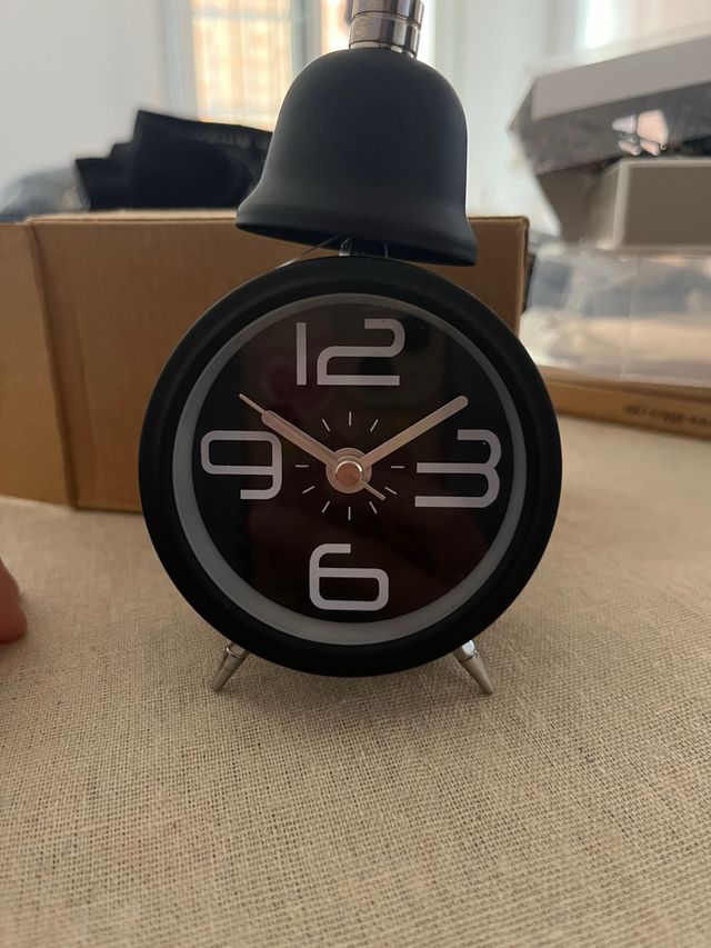 Reloj despertador ikea