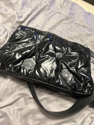 Bolso de hombro desigual