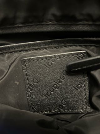 Bolso de hombro desigual