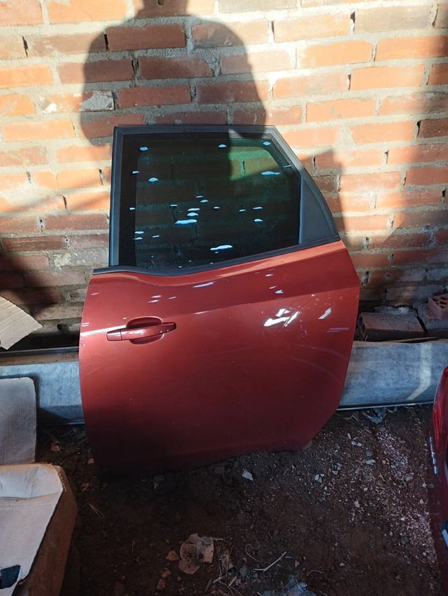 Puerta trasera izquierda opel meriva b