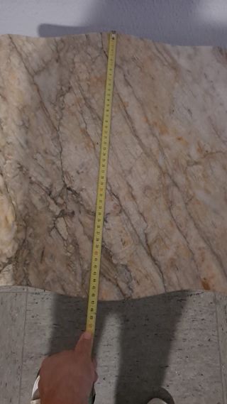 Mesa auxiliar tapa marmol