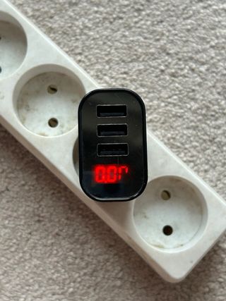 Vendo caricabatterie Baseus (usato)