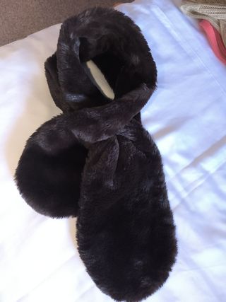 Bufanda de piel sintética