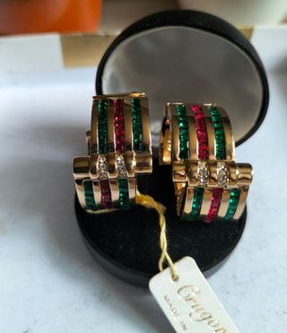 Impresionante pendientes antiguos chapado en oro 