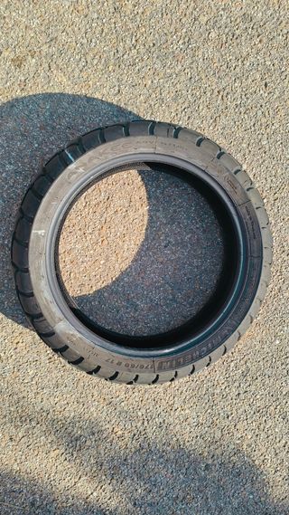Michelin anake adventure motos 