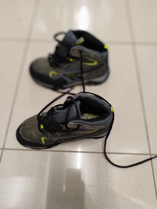 Botas montaña niño/a talla 35