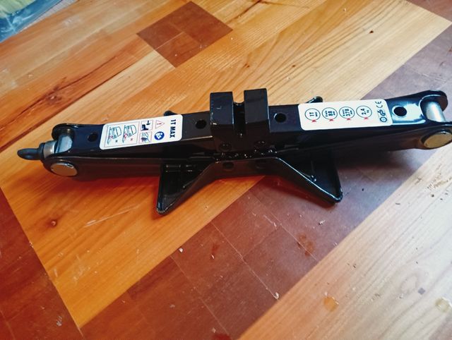 GATO DE TIJERA A ESTRENAR 