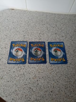 3 cartas Pokemon 
