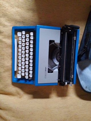 Máquina de escribir Olivetti