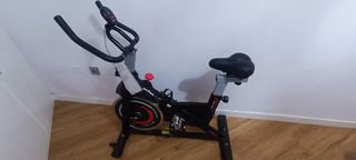Bicicleta estática.